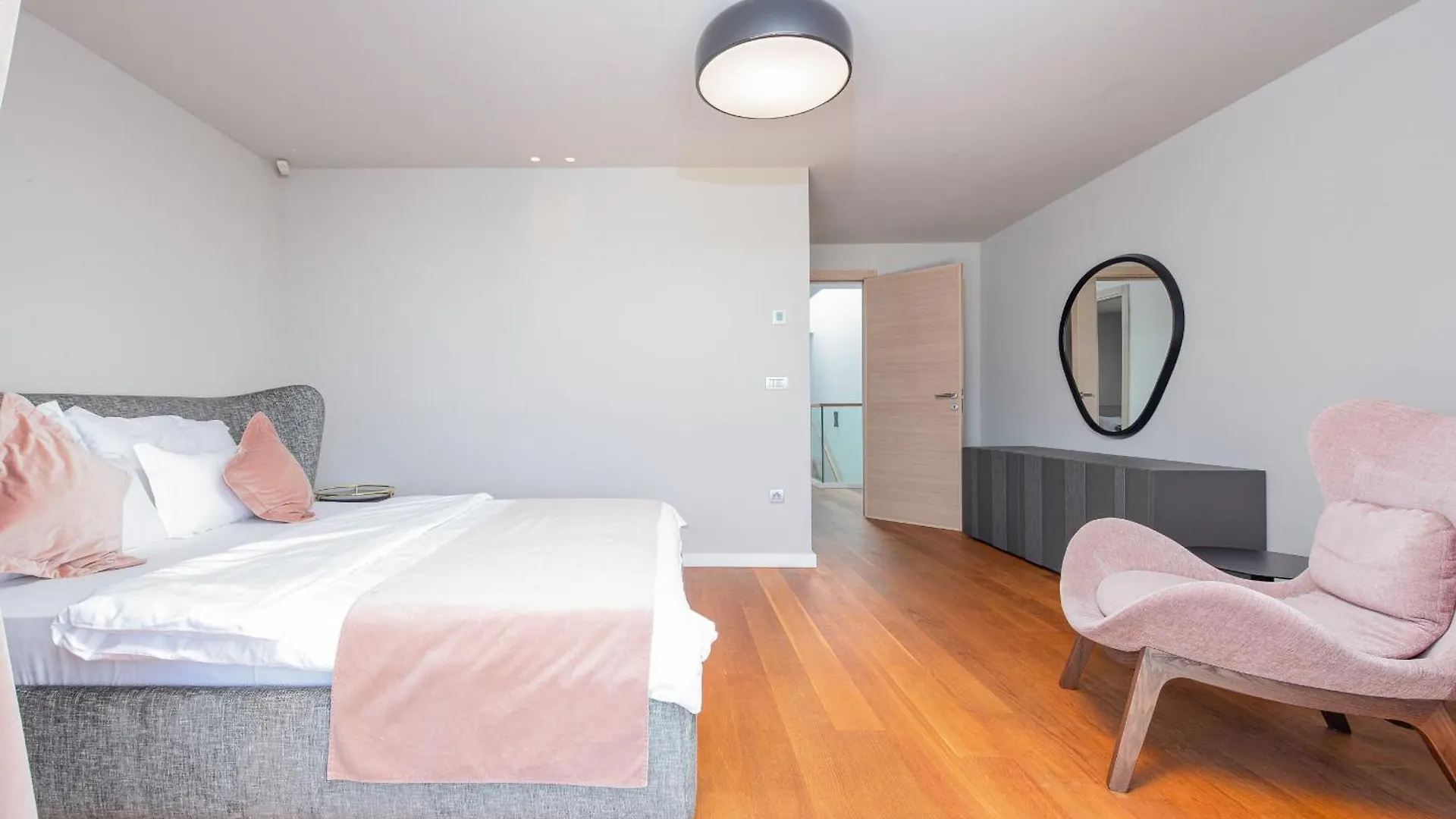 Villa Olea Zadarvillas 佩特坎内